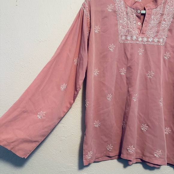 Women’s blouse medium 10 pink white Embroidered Long Sleeve Top linen cotton - Picture 4 of 5